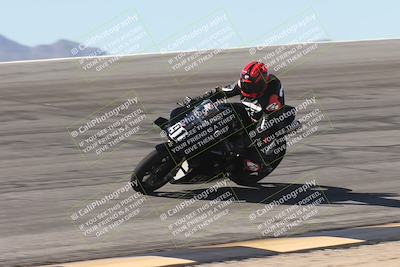 media/Oct-13-2025-Moto Forza (Mon) [[a66d839500]]/4-C Group/Session 2 (Bowl)/